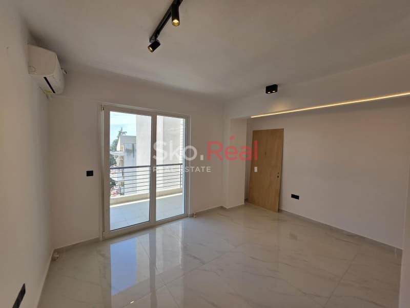 Apartment in Center, Thermi — Photo 3 of 25