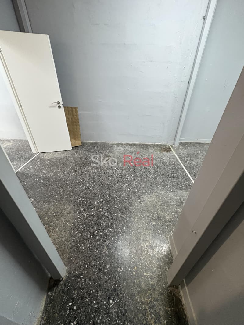 Retail Store in Fillipou, Ampelokipoi — Photo 9 of 15