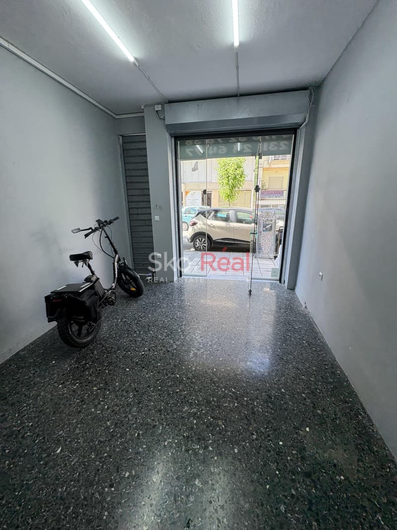 Retail Store in Fillipou, Ampelokipoi — Photo 1 of 15