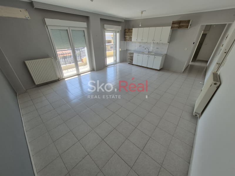 Apartment in Kato Ilioupoli, Evosmos — Photo 1 of 25