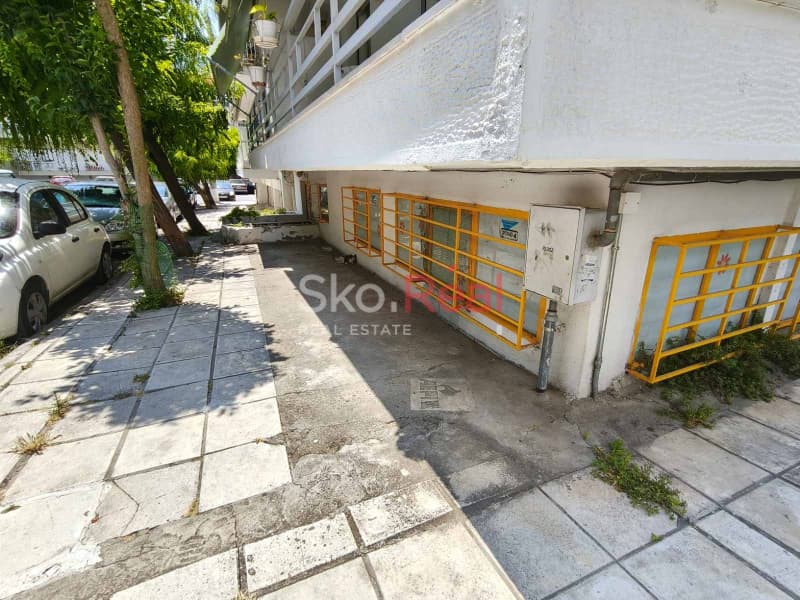 Warehouse in Center, Kalamaria — Photo 17 of 17