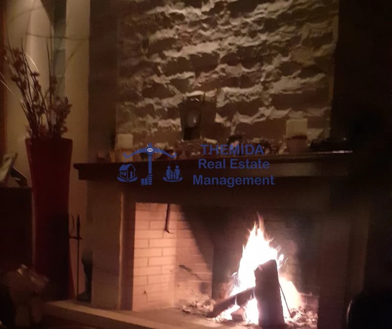 House in Panorama, Panorama — Photo 19 of 20