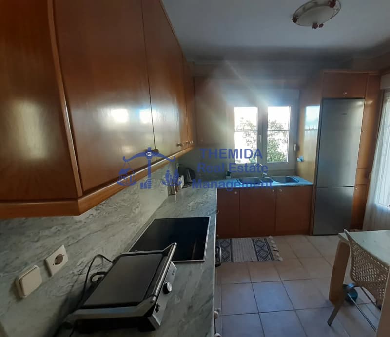 House in Panorama, Panorama — Photo 10 of 20