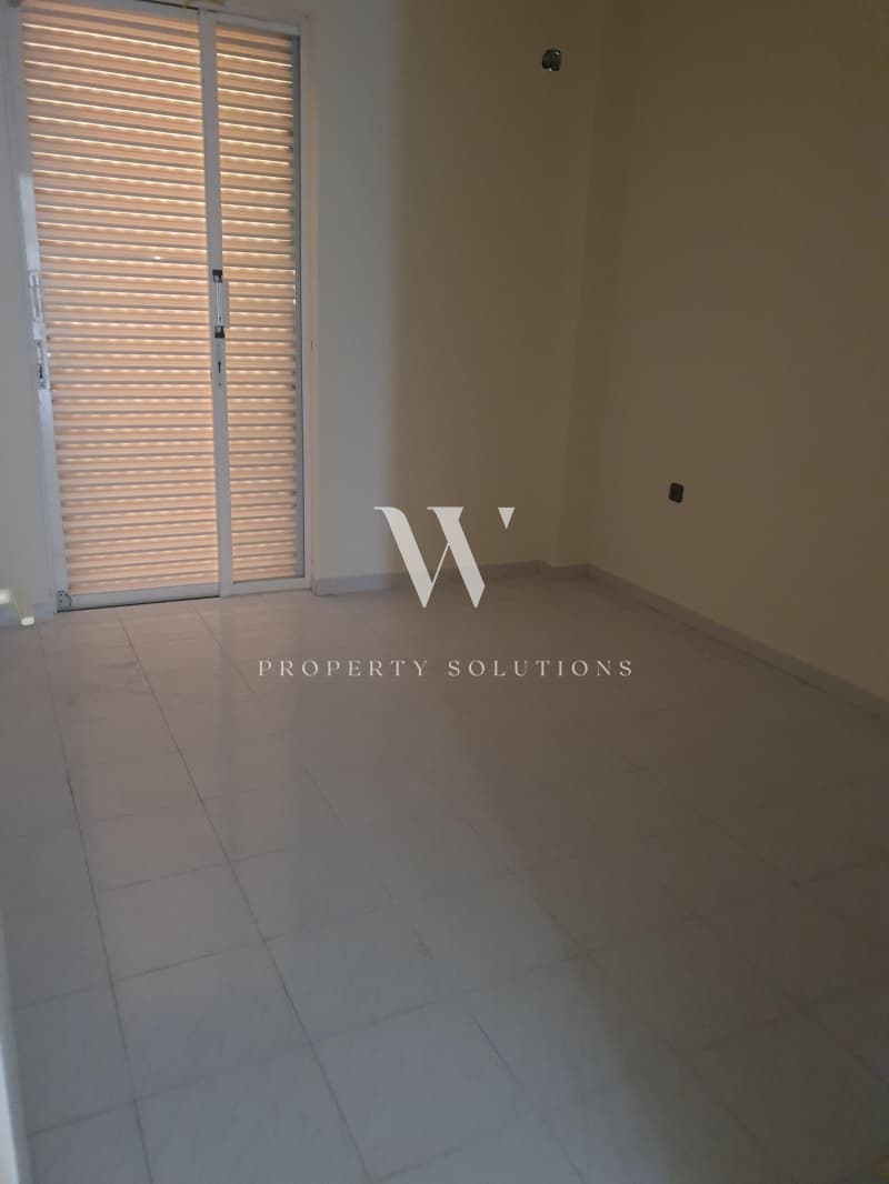 Apartment in Amfiali, Keratsini — Photo 2 of 8