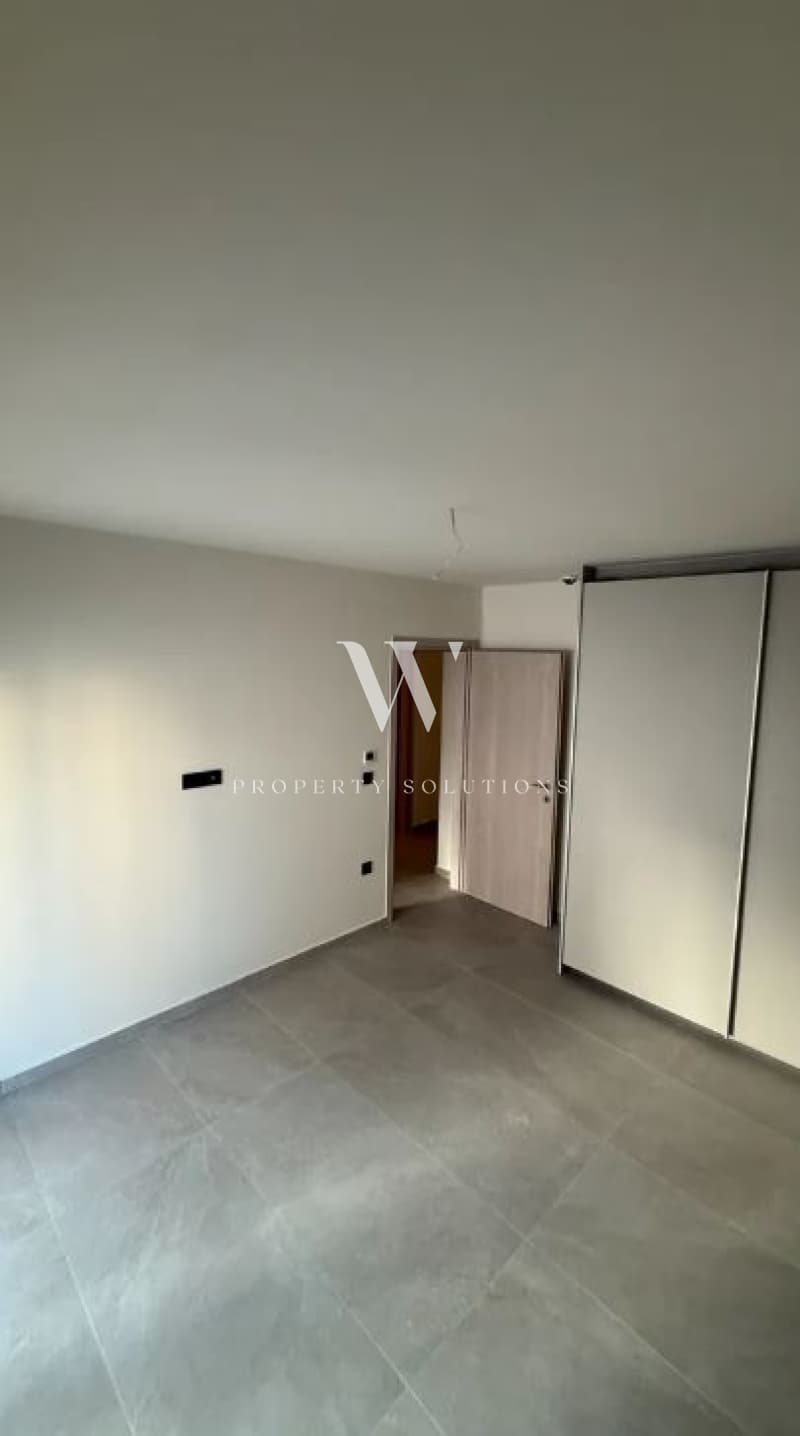 Apartment in Center, Moschato — Photo 8 of 12