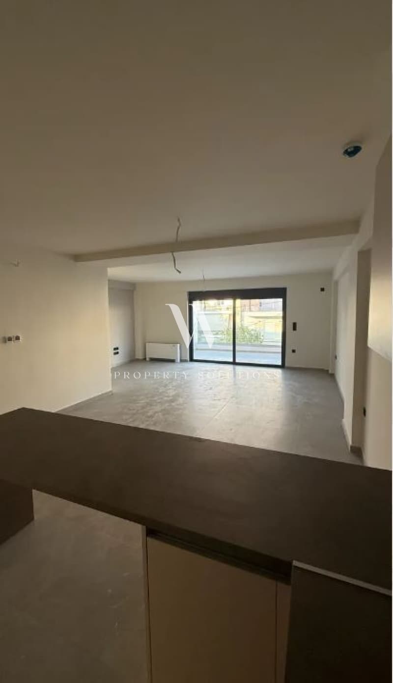 Apartment in Center, Moschato — Photo 4 of 12