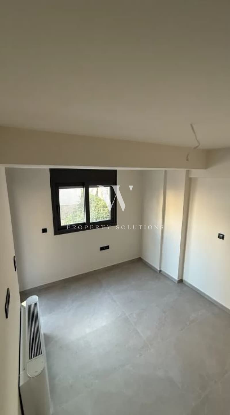 Apartment in Center, Moschato — Photo 9 of 12