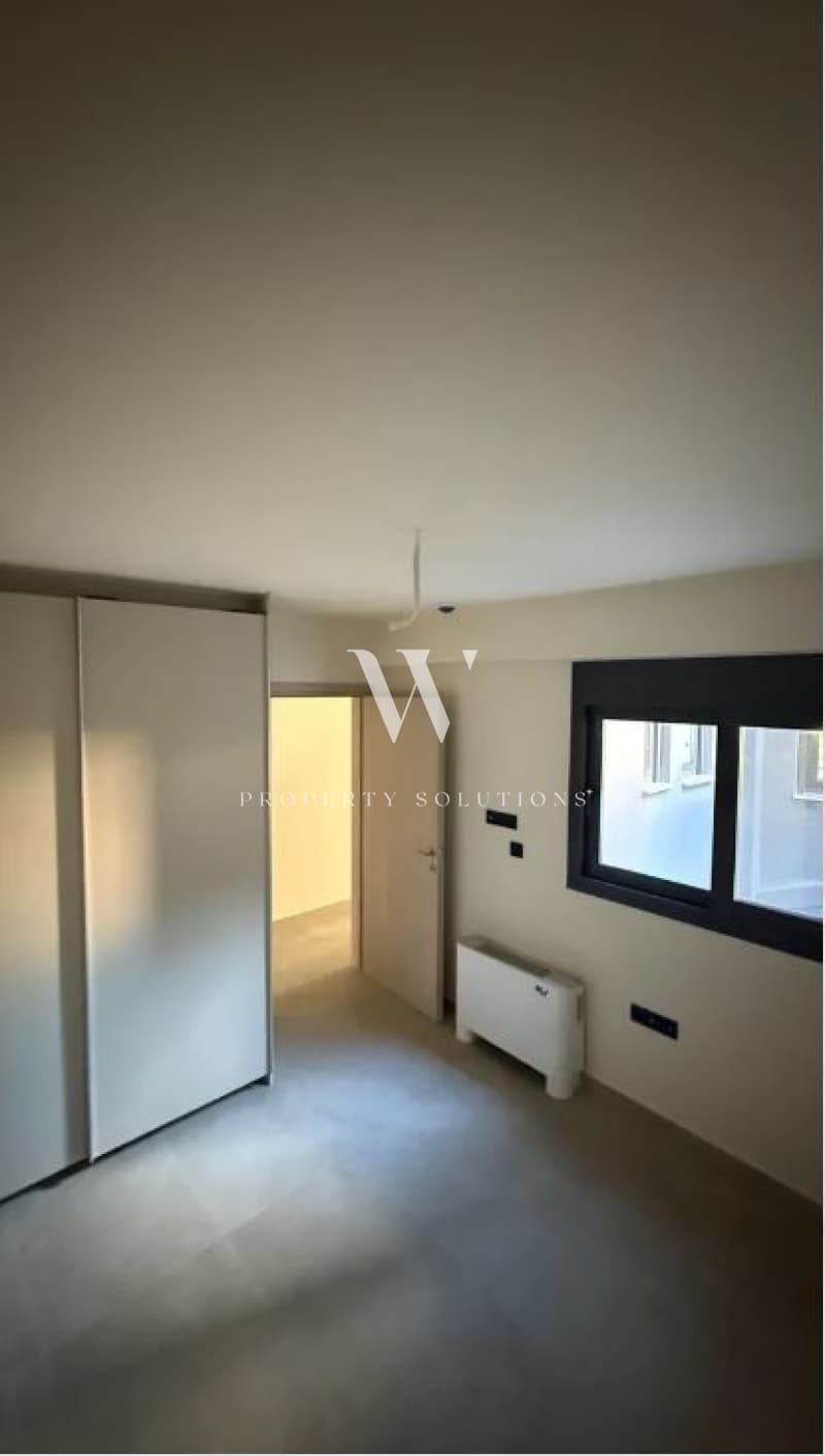 Apartment in Center, Moschato — Photo 7 of 12