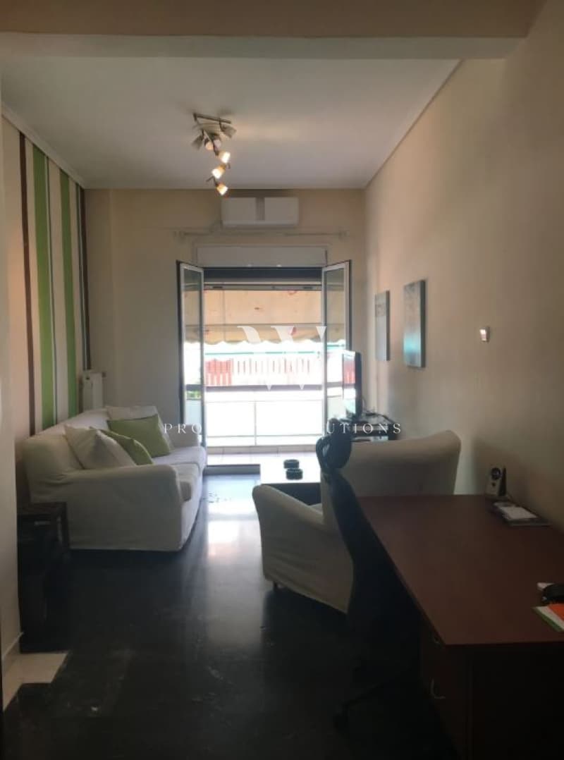 Apartment in Kato Petralona, Petralona — Photo 2 of 10