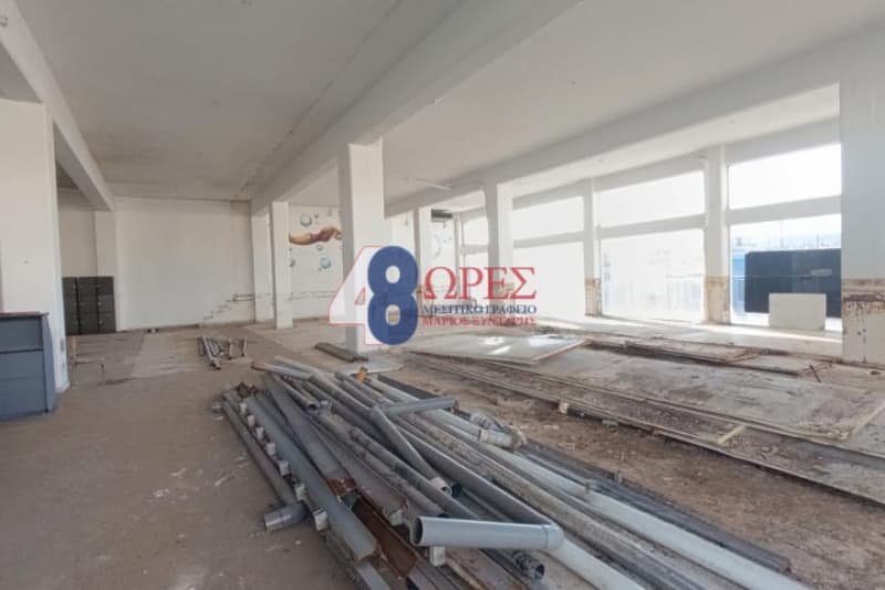 Retail Store in Lykotrypa, Metamorfosi — Photo 10 of 10