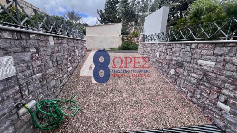 Χώρος Στάθμευσης στην Πόλη Χίου, Χίος — Φωτογραφία 2 από 10