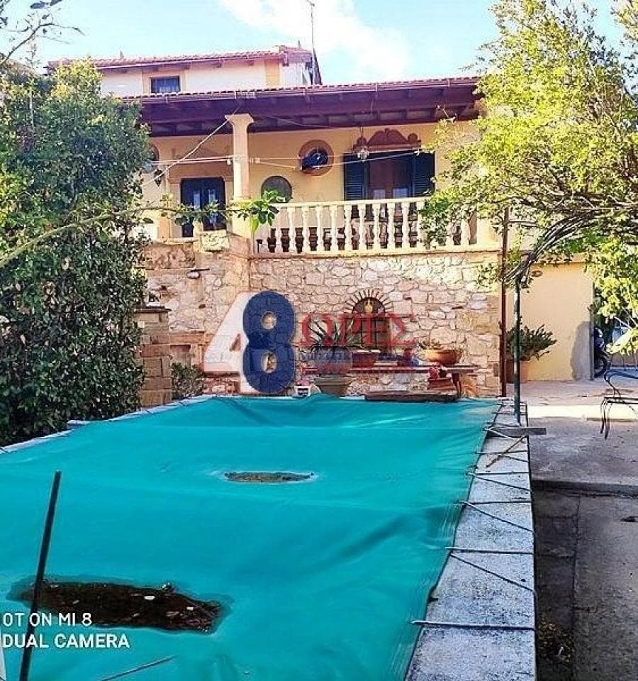 House in Chios town, Chios — Photo 7 of 29