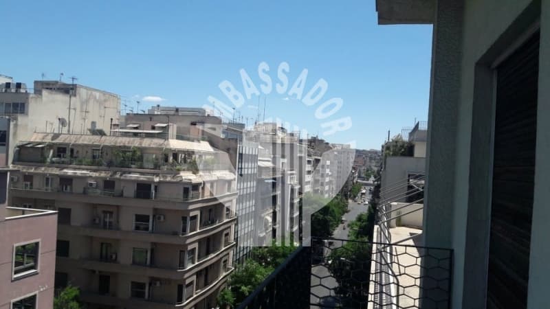 Apartment in Omonoia, Kentro — Photo 2 of 10