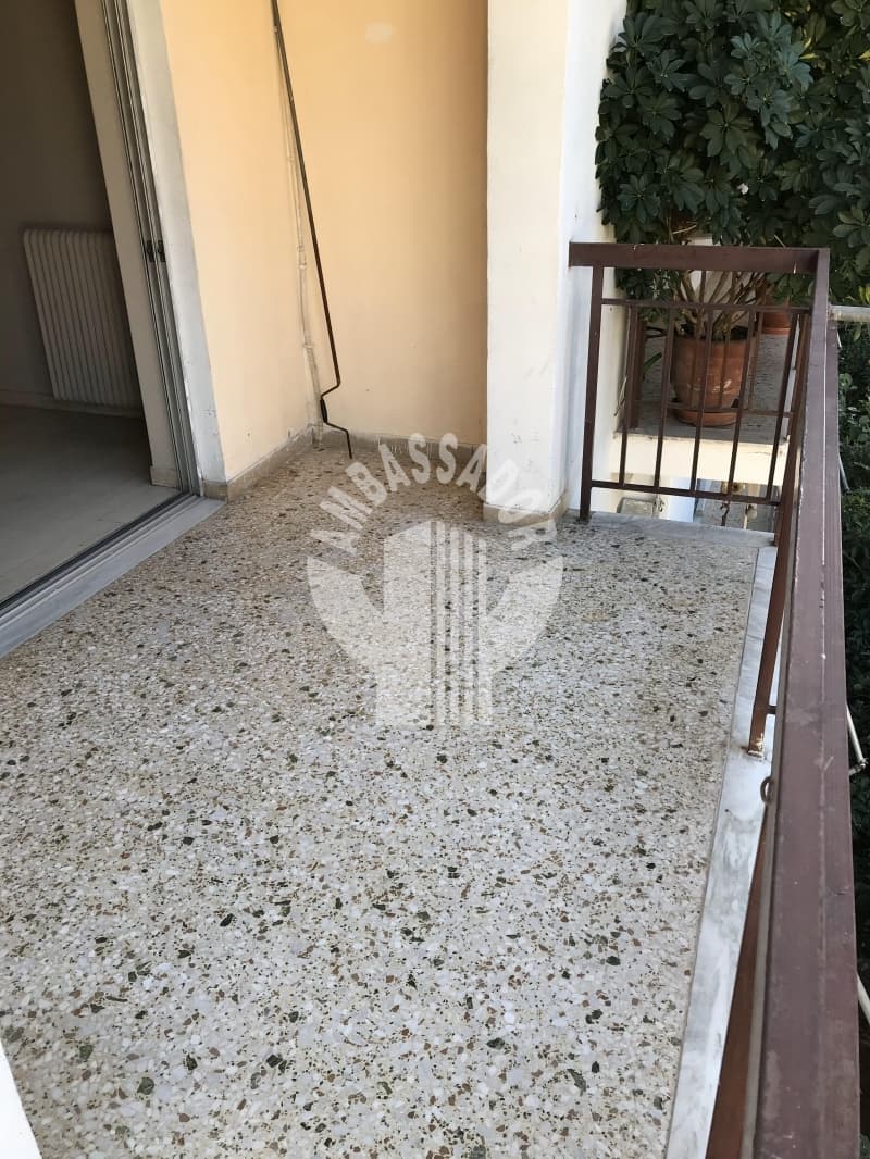 Apartment in Analipsi, Vironas — Photo 1 of 12