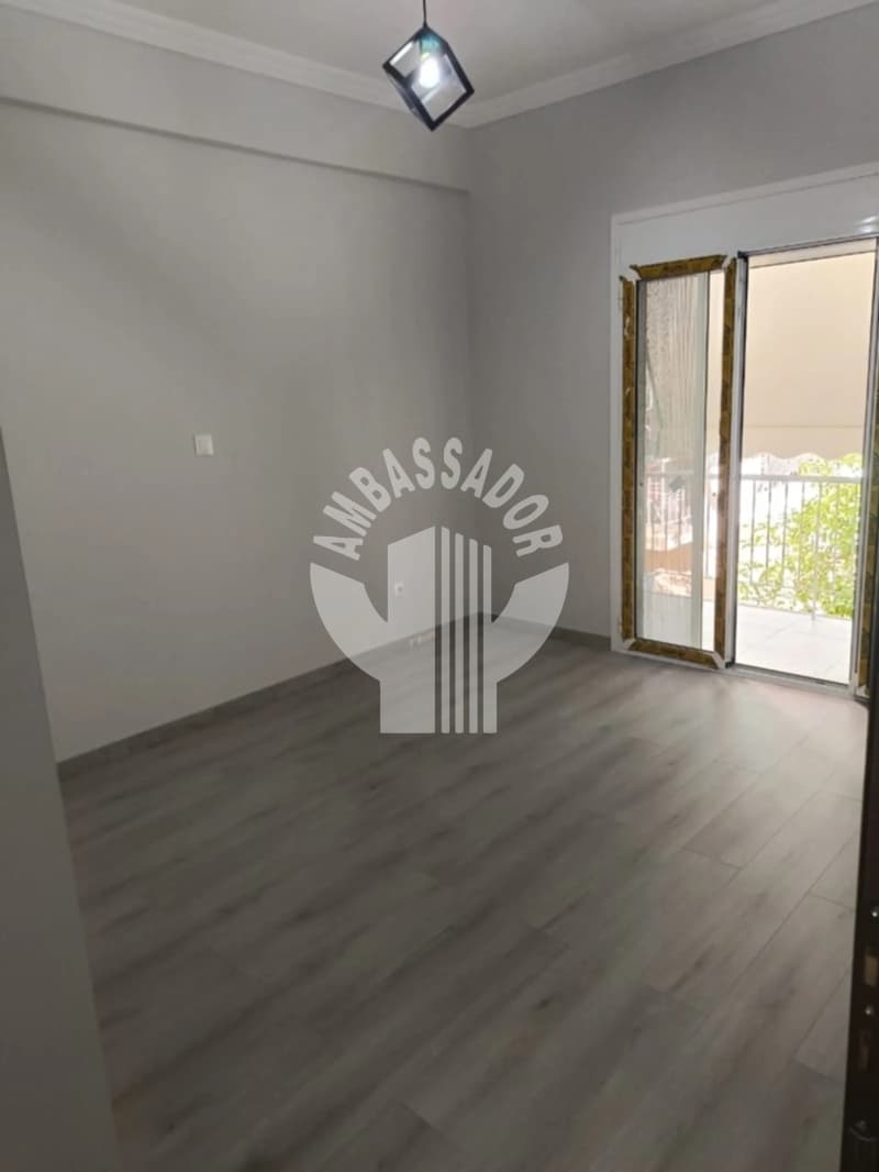 Apartment in Plateia Davaki, Kalithea — Photo 9 of 14