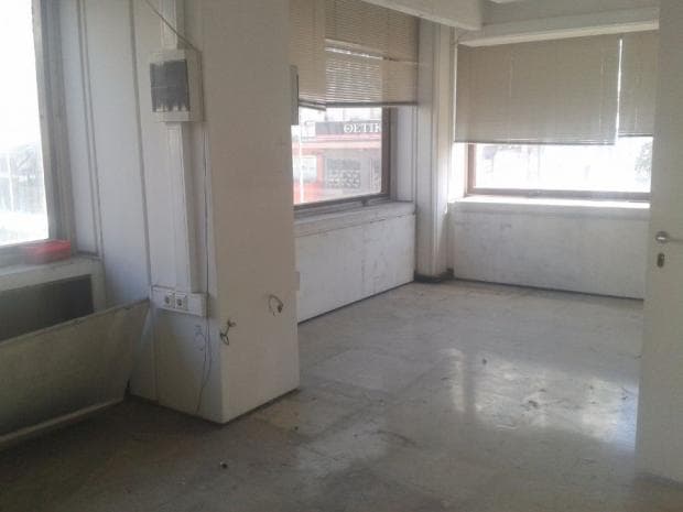 Office in Diilistiria, Piraeus — Photo 1 of 3
