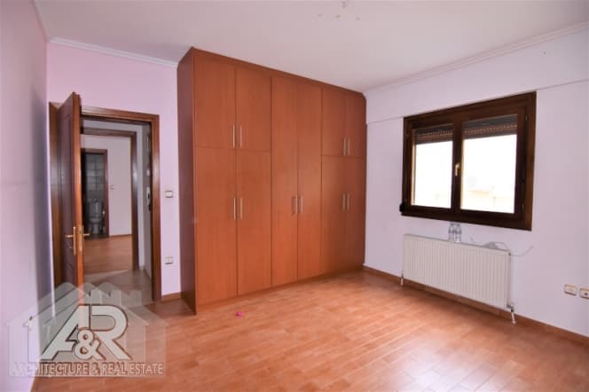 House in Panorama, Panorama — Photo 19 of 30