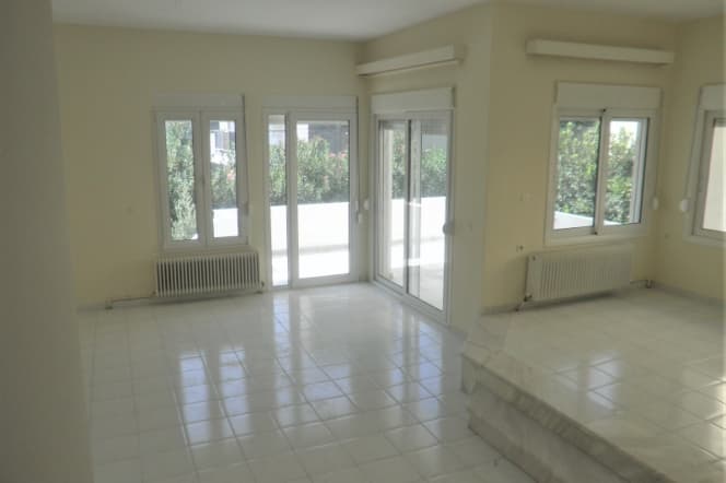 House in Center, Panorama — Photo 1 of 24