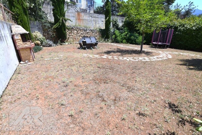 Μονοκατοικία στην Συνοικισμός Νόμου 751, Πανόραμα — Φωτογραφία 22 από 22