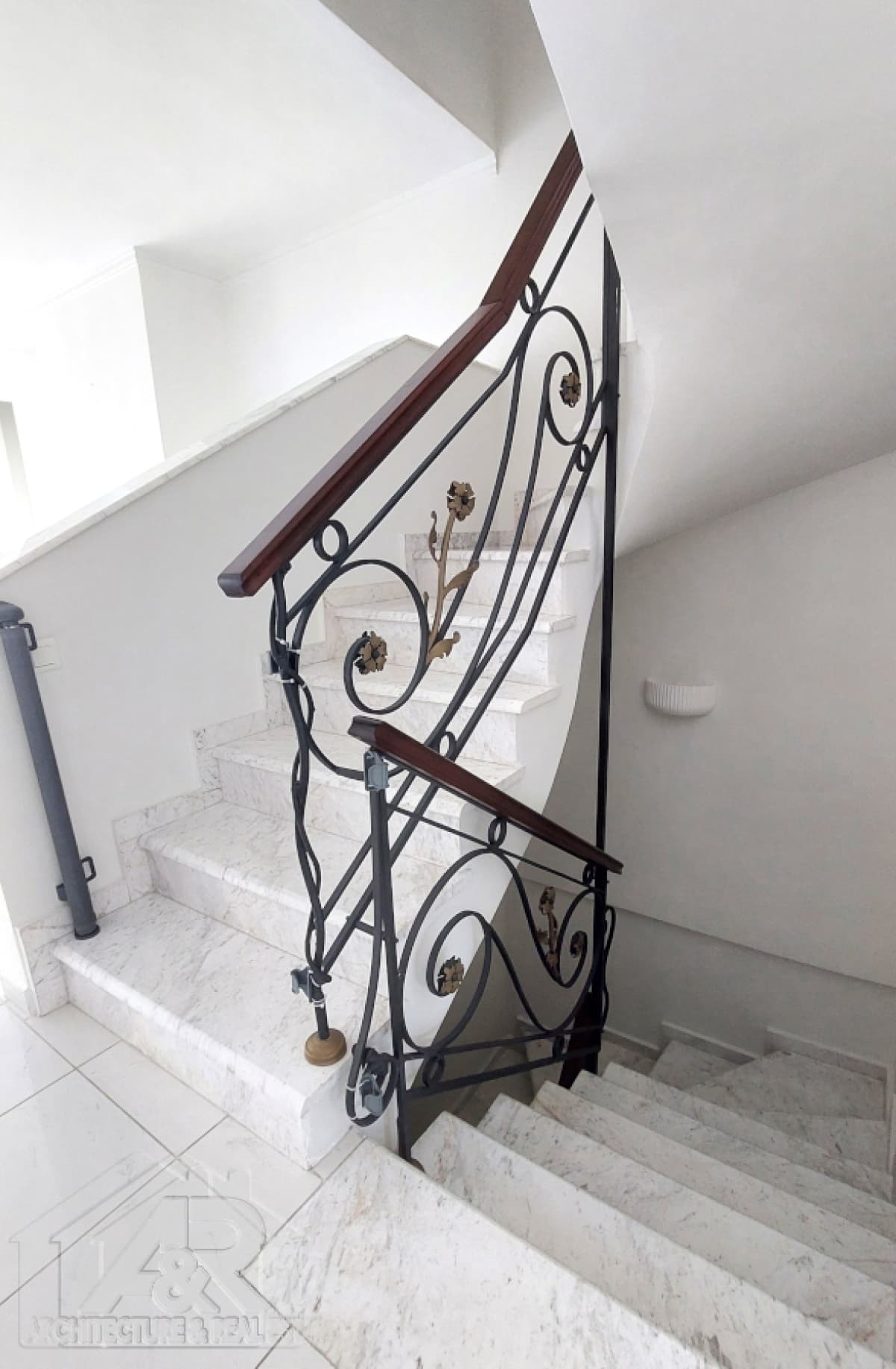 House in Panorama, Panorama — Photo 12 of 30