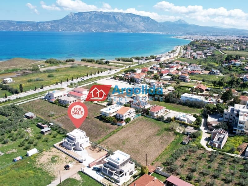 Μονοκατοικία στην Αρχαίο Λιμάνι, Κόρινθος — Φωτογραφία 2 από 25