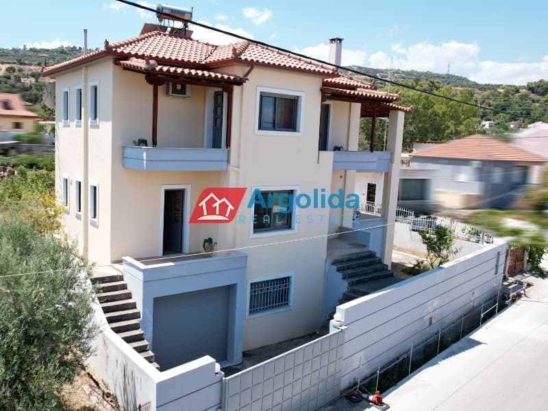 Μονοκατοικία στην Καριώτικα, Ξυλόκαστρο — Φωτογραφία 2 από 27