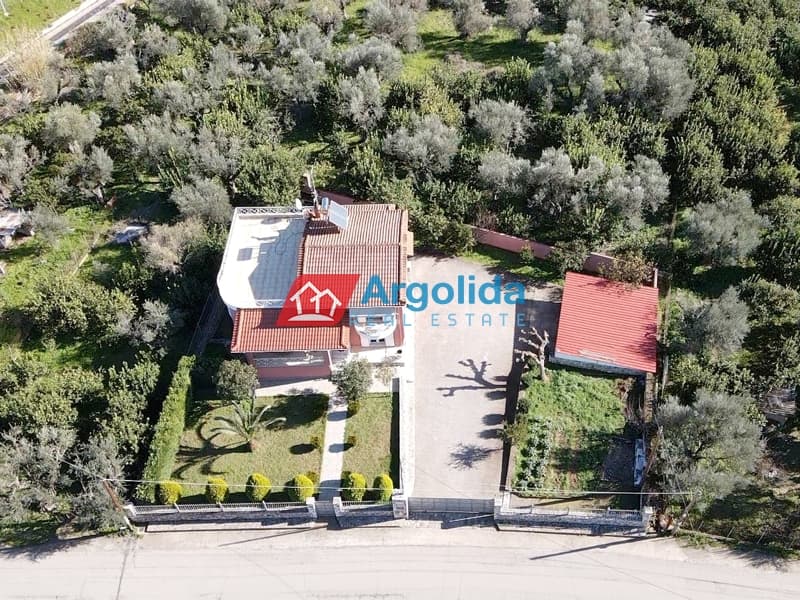 Μονοκατοικία στην Σελινούντας, Αίγιο — Φωτογραφία 26 από 27