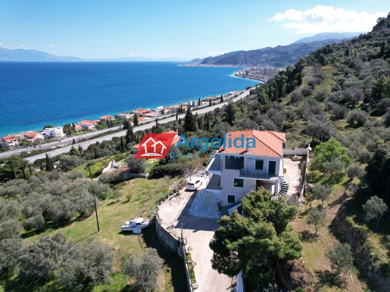 Μονοκατοικία στην Μαύρα Λιθάρια, Αιγείρα — Φωτογραφία 1 από 28