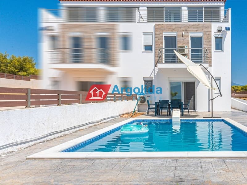Μονοκατοικία στην Κάβος, Κόρινθος — Φωτογραφία 1 από 28