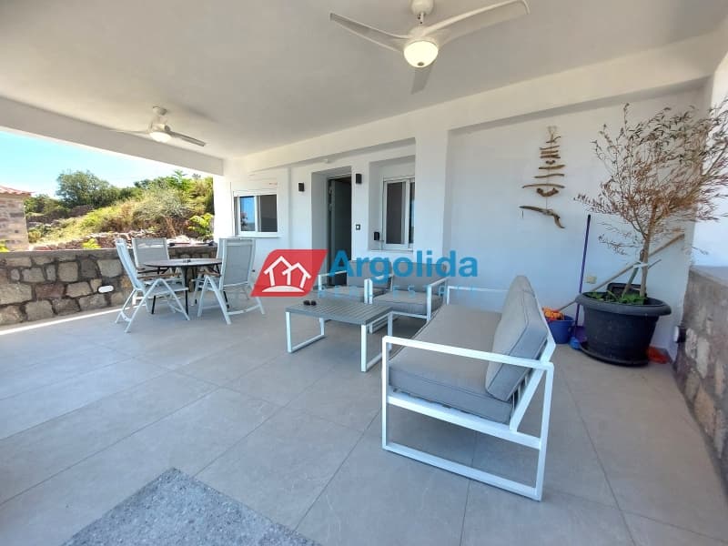 House in Agios Nikolaos, Methana — Photo 25 of 30