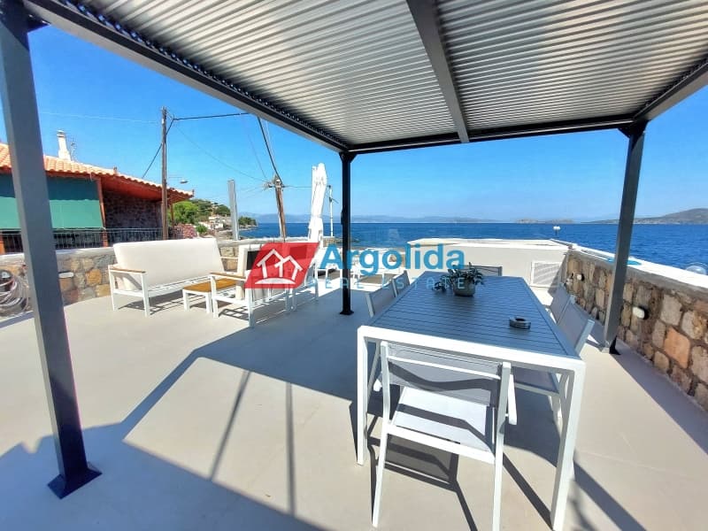 House in Agios Nikolaos, Methana — Photo 26 of 30