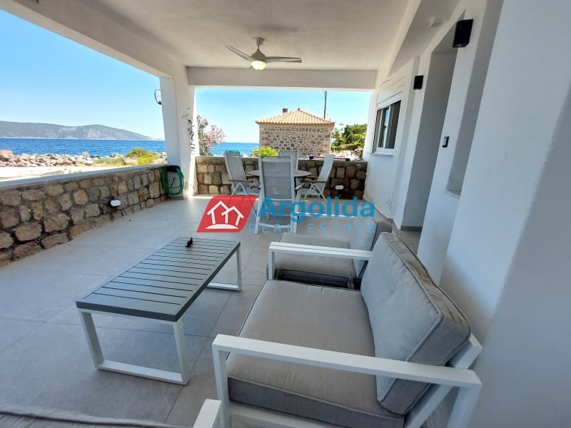 House in Agios Nikolaos, Methana — Photo 21 of 30