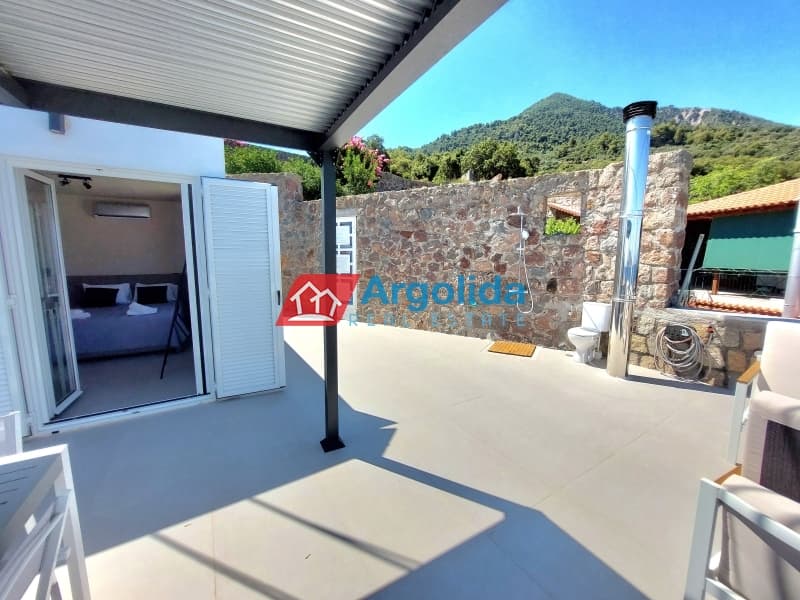 House in Agios Nikolaos, Methana — Photo 22 of 30