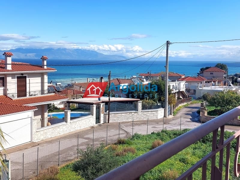 Μονοκατοικία στην Κέντρο, Αιγείρα — Φωτογραφία 25 από 30