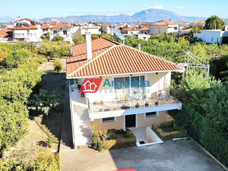 Μονοκατοικία στην Κέντρο, Βέλο — Φωτογραφία 1 από 30
