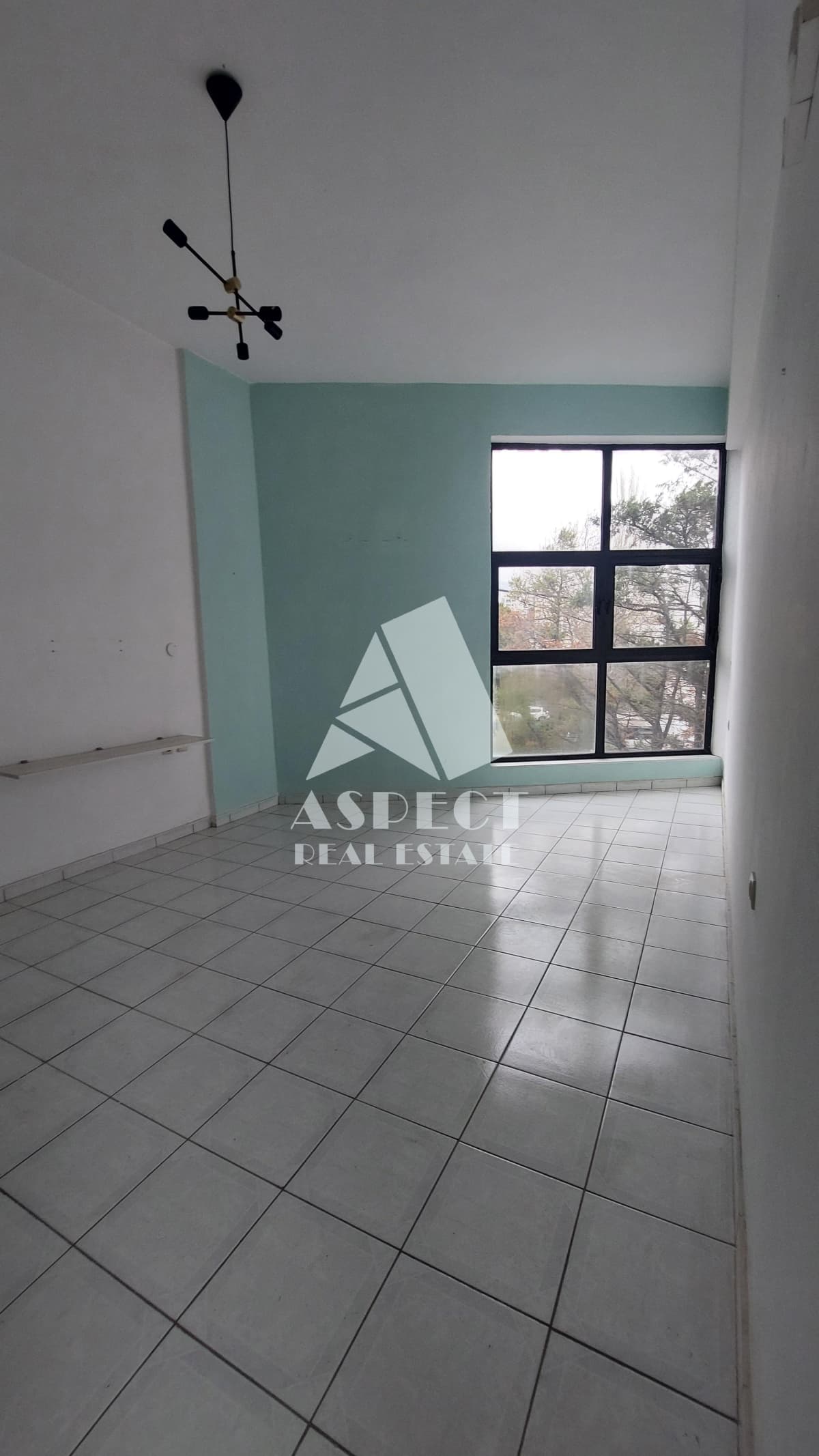 Office in Center, Melissia — Photo 10 of 14