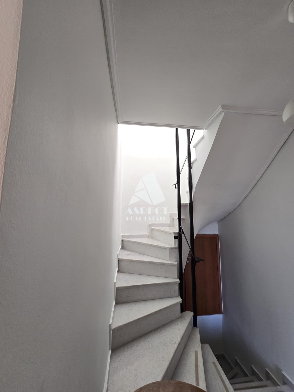 House in Kokkinia, Marousi — Photo 15 of 21