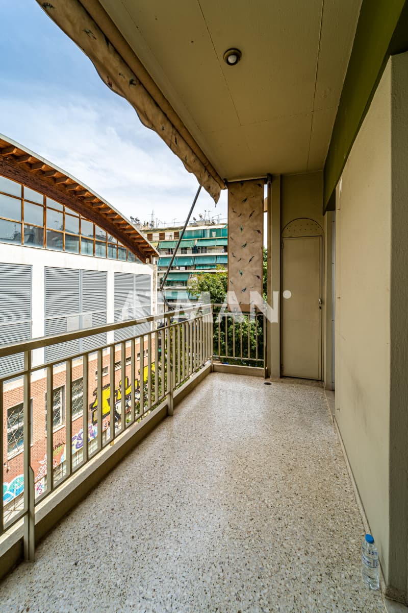 Apartment in Thimarakia, Attiki — Photo 1 of 10