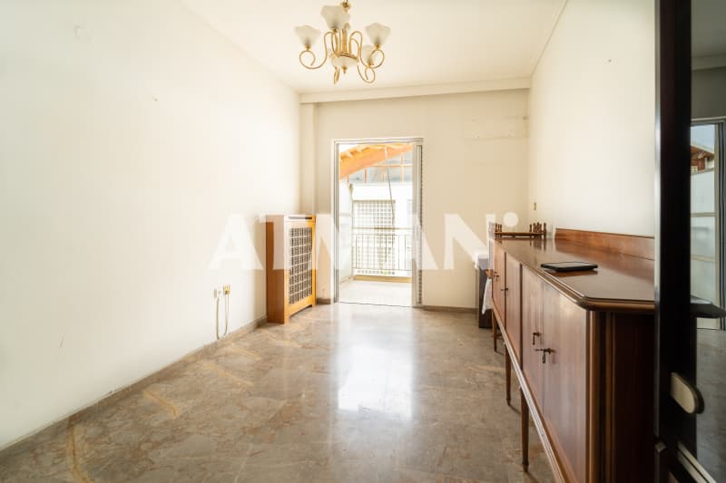 Apartment in Thimarakia, Attiki — Photo 2 of 10