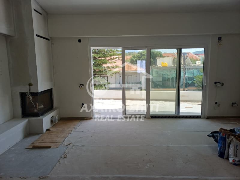 Apartment in Kotroni, Patra — Photo 1 of 14