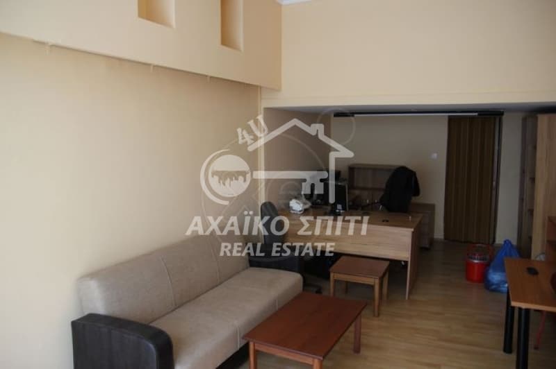 Retail Store in Pyrosvestio, Patra — Photo 12 of 16