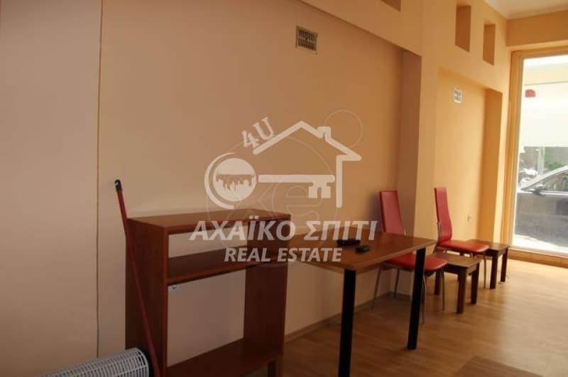Retail Store in Pyrosvestio, Patra — Photo 13 of 16