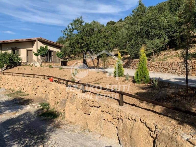 House in Center, Akrata — Photo 16 of 18