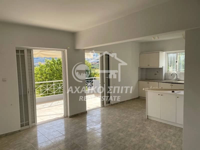 Apartment in Krathio, Aigeira — Photo 1 of 5
