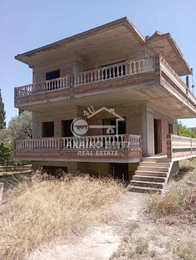 House in Center, Diakopto — Photo 6 of 6