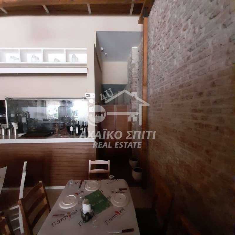 Retail Store in Ipsila Alonia, Patra — Photo 9 of 10