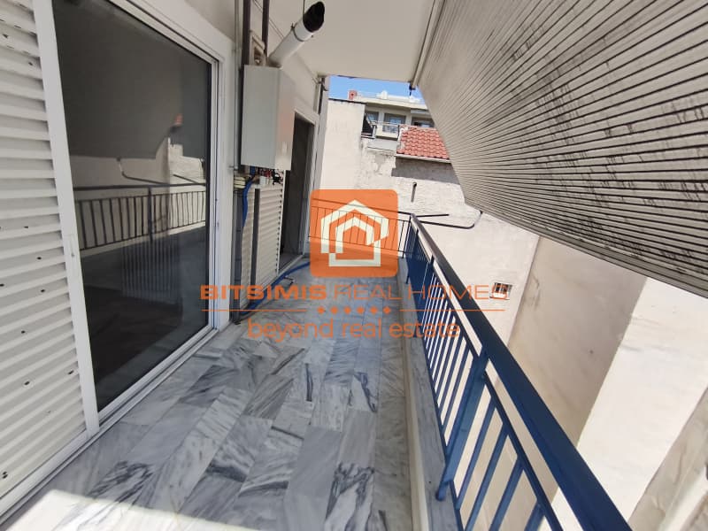 Apartment in Votsi, Kalamaria — Photo 8 of 28