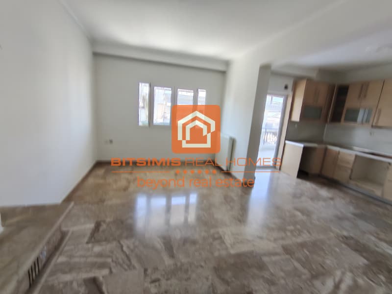 Apartment in Votsi, Kalamaria — Photo 5 of 28