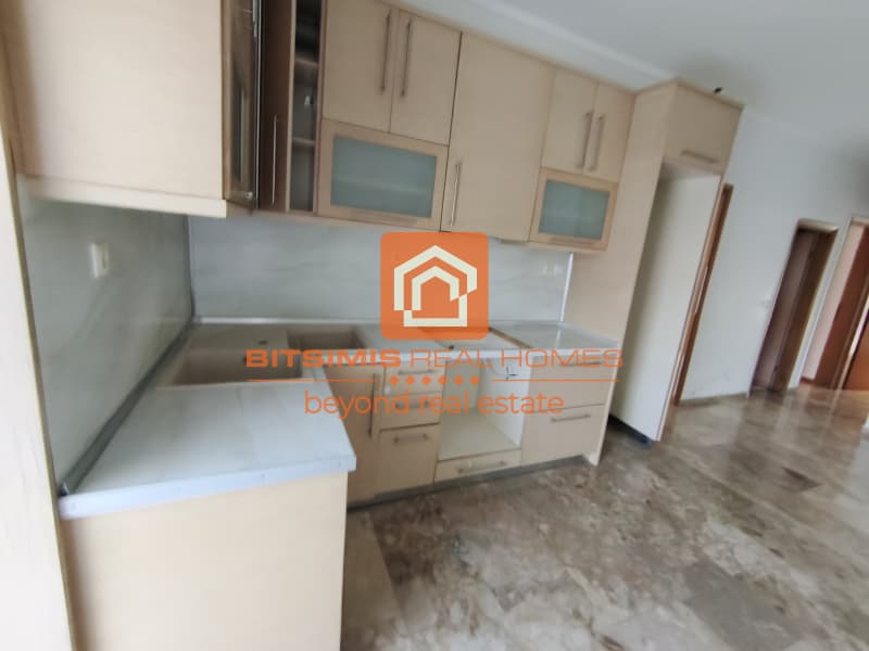 Apartment in Votsi, Kalamaria — Photo 13 of 28