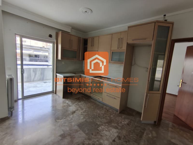 Apartment in Votsi, Kalamaria — Photo 16 of 28